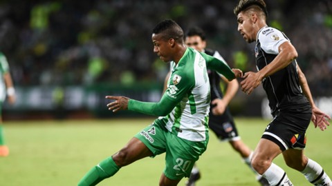 Atlético Nacional y Colo Colo festejan